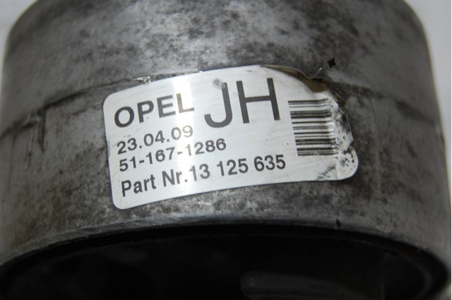 GM 13125635 Передняя опора двигателя в наличии Ровно