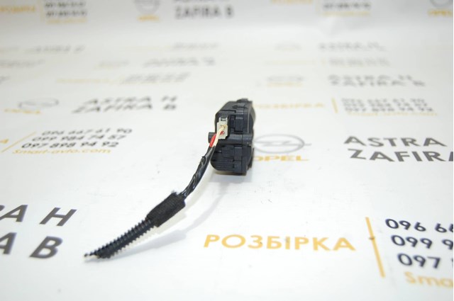 13158426 GM Мотор-привод открытия лючка бака купить в Киев