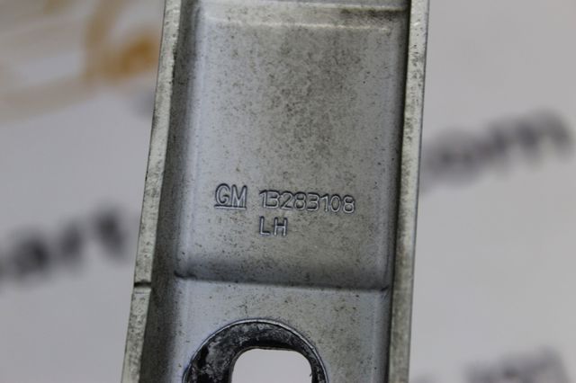 GM 13283108 Петля капота левая в наличии Харьков