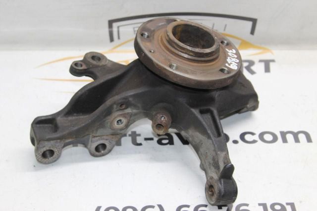 Цапфа поворотная правая 1610138080 PEUGEOT