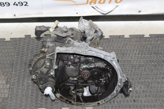20CQ46 PEUGEOT купить в Сумы