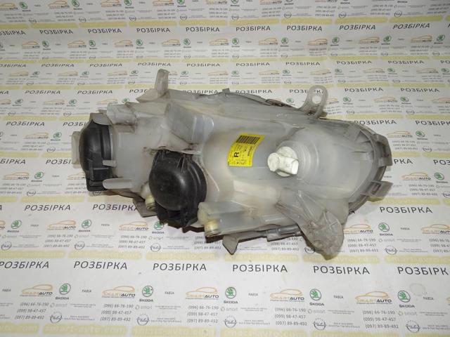 MERCEDES 301169202 Фара правая в наличии Львов