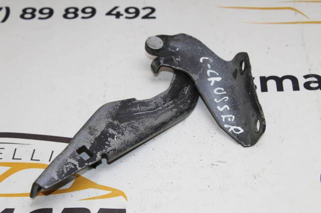 Левая петля капота 7912C9 PEUGEOT