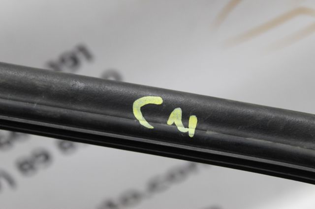 8251L3 PEUGEOT Уплотнитель лобового стекла купить в Житомир