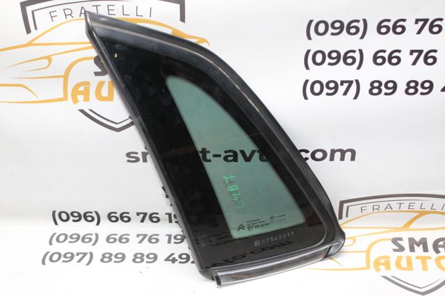 Стекло багажного отсека, левое 856804 PEUGEOT