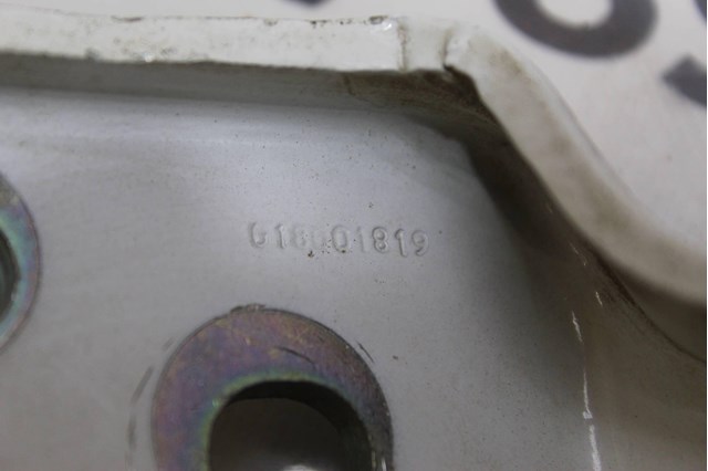8717C0 PEUGEOT Петля двери задней левой купить в Павлоград