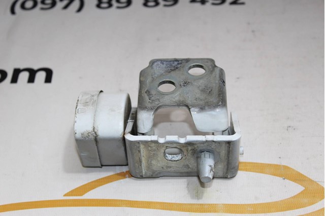 9035X0 PEUGEOT Петля двери передней правой купить в Киев