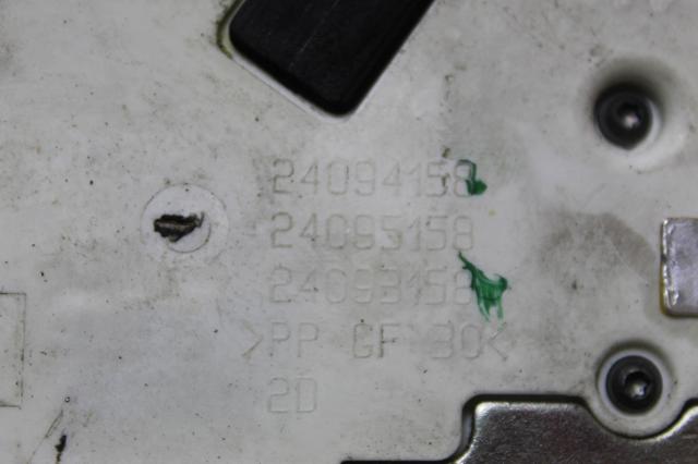 9136Y8 PEUGEOT Замок передней правой двери купить в Ирпень