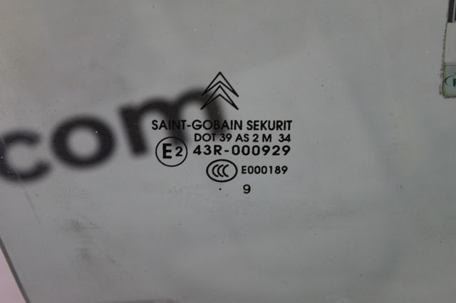 9202E4 Стекло двери передней правой купить Житомир