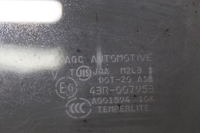 9203HN PEUGEOT Стекло двери задней левой купить в Львов
