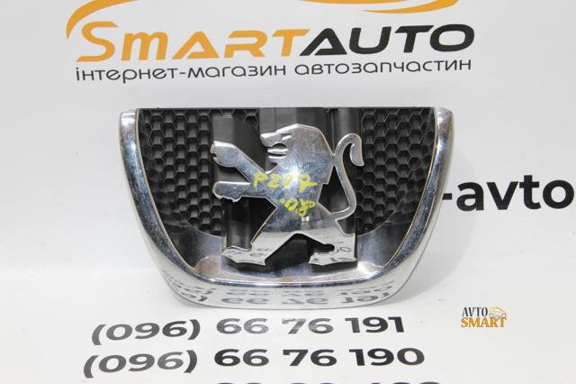 Эмблема переднего бампера 9649670480 PEUGEOT