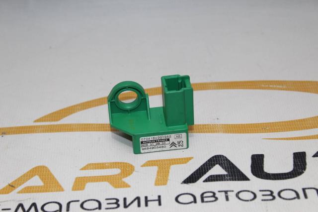 PEUGEOT 9654903480 в наличии Черновцы