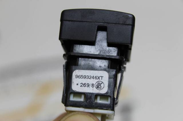 96593246XT PEUGEOT купить в Украина