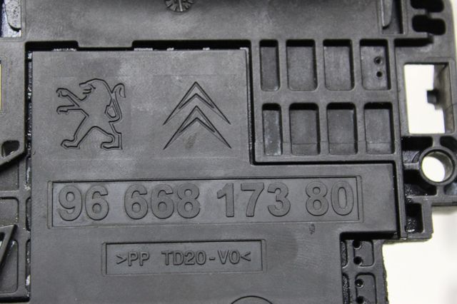 9665878380 PEUGEOT купить в Украина