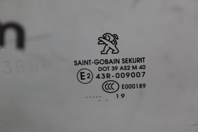 PEUGEOT 9673360780 Стекло двери передней левой в наличии Львов