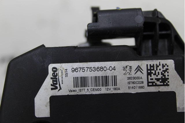 Автомобильный генератор 9675753680 VALEO