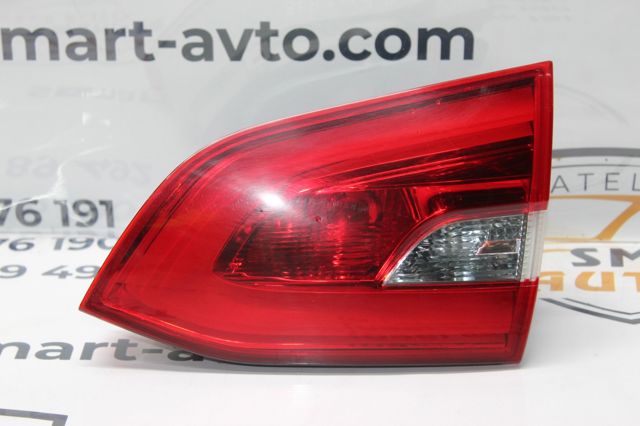 Фонарь задний внутренний правый 9678094880 PEUGEOT
