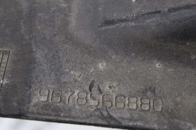 PEUGEOT 9678566880 Подкрылок задний левый в наличии Николаев