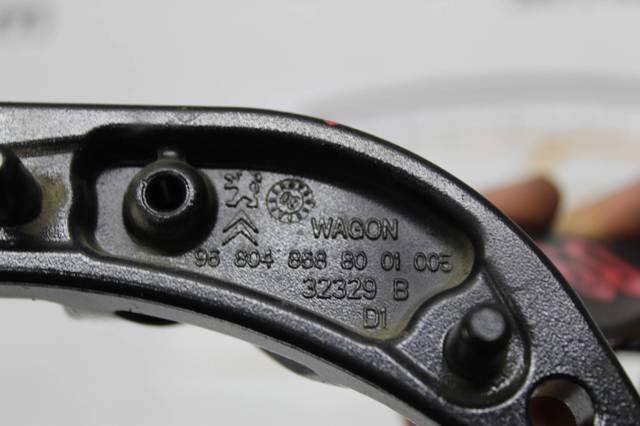 9680486880 PEUGEOT Ролик двери боковой (сдвижной) левый верхний купить в Чернигов