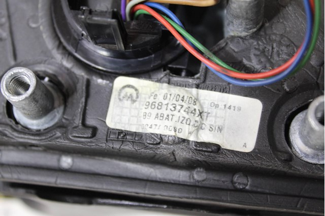 96813744XT PEUGEOT Зеркало заднего вида левое купить в Ужгород