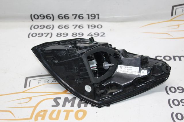 9810477180 PEUGEOT Фонарь задний левый внешний купить в Винница