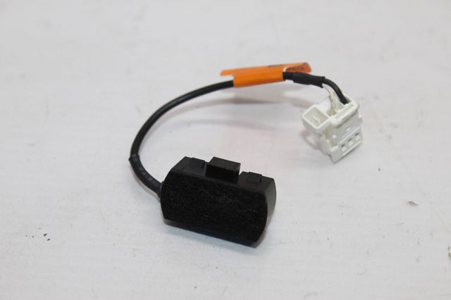 PEUGEOT 9812373180 в наличии Киев