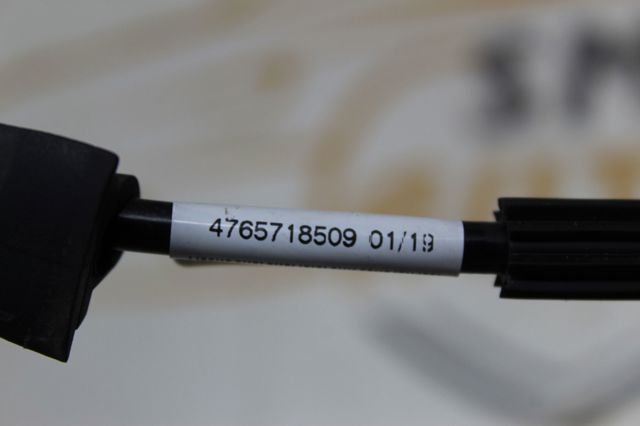 9812501180 PEUGEOT Замок двери задней правой купить в Львов
