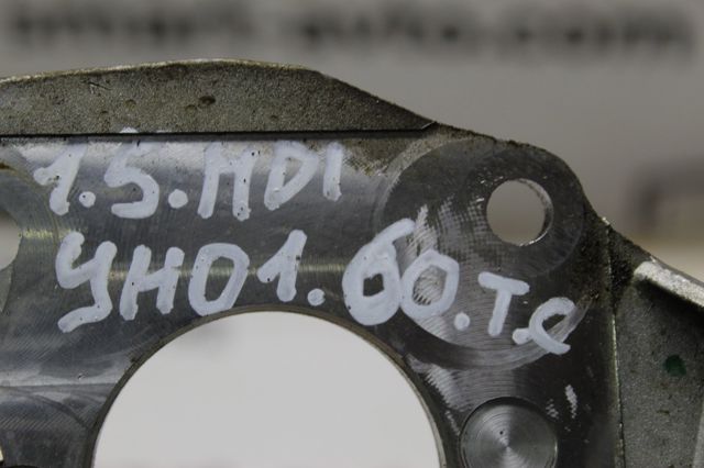 9817304180 PEUGEOT Кронштейн топливного насоса ТНВД купить в Каменское
