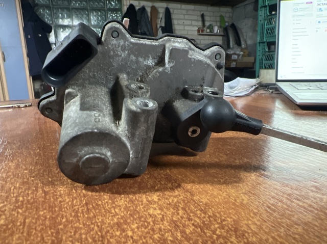06F133482B VAG Регулятор дроссельной заслонки купить в Чернигов