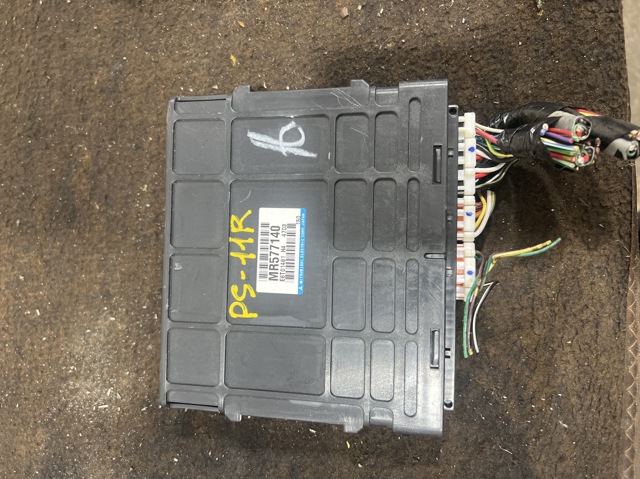 Мозги двигателя MR577140 MITSUBISHI