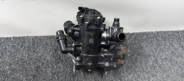 Корпус термостата в сборе 11538631943 BMW
