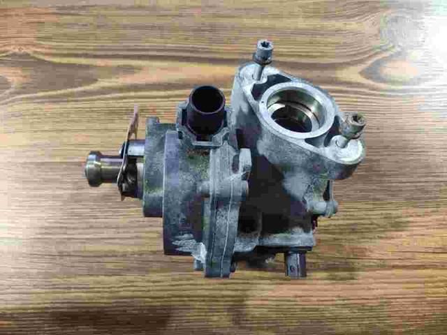 Вакуумный насос 11668618897 BMW