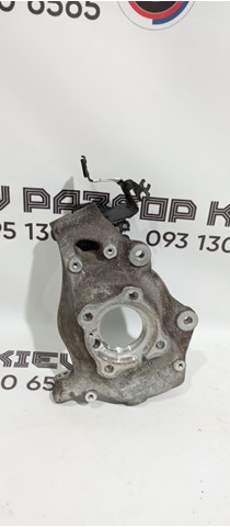 Цапфа поворотного кулака 31216798261 BMW
