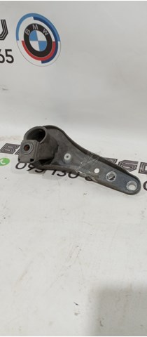 Кронштейн задней балки 33326793651 BMW
