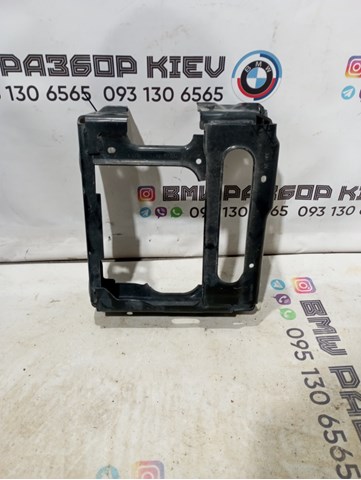 Кронштейн арки колеса (лонжерона) левый 51117399915 BMW