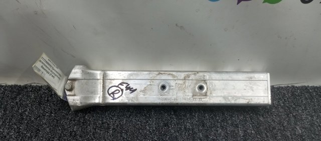 Кронштейн усилителя переднего бампера 51117459892 BMW