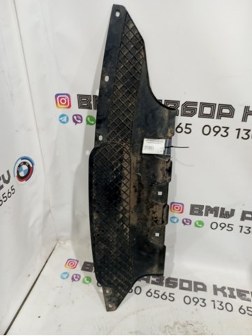 Направляющая заднего бампера 51127906845 BMW