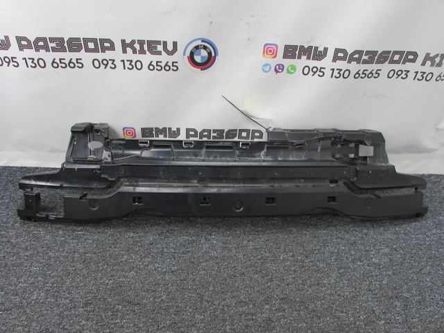 Кронштейн бампера заднего, центральный 51128053584 BMW