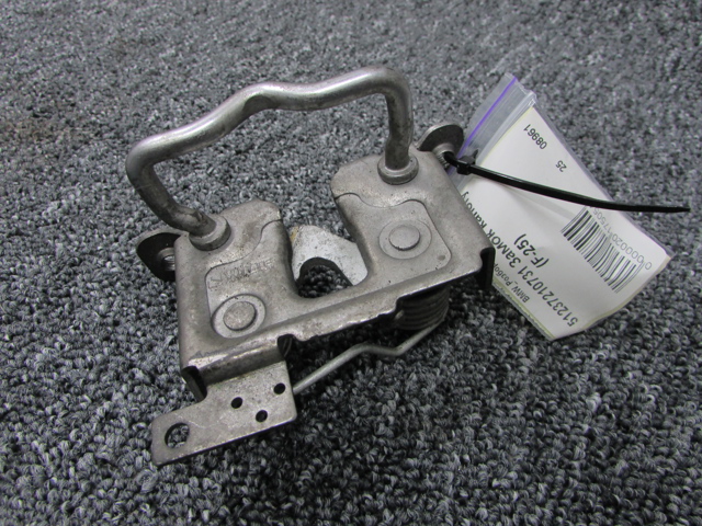 Замок капота 51237210731 BMW