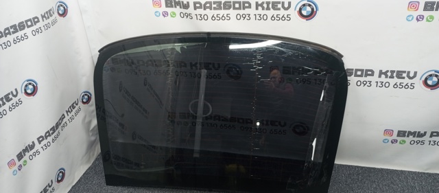 Окно заднее 51317286069 BMW