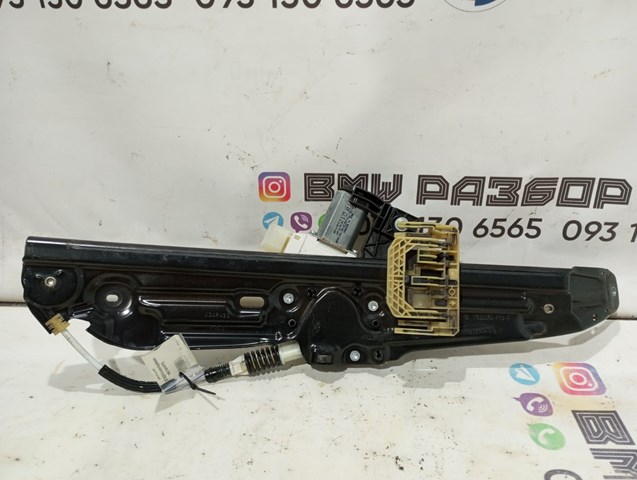  Механизм стеклоподъемника правой задней двери 51357182614 BMW