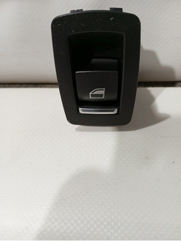 Кнопка подъемника задних стёкол 61319361936 BMW