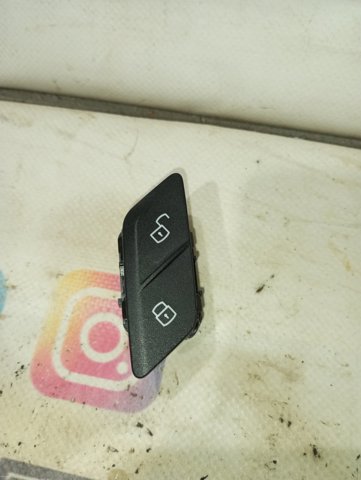 Выключатель центрального замка 61319386780 BMW