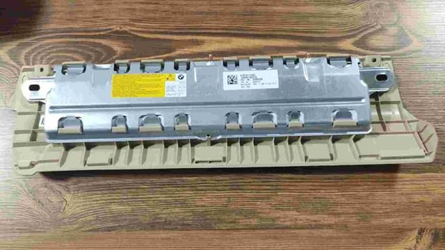 Подушка безопасности (AIRBAG) пассажирская, защиты коленей 72129181134 BMW