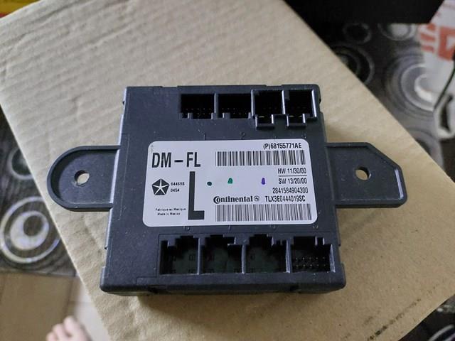 Блок комфорта передней двери 68155771AE CHRYSLER