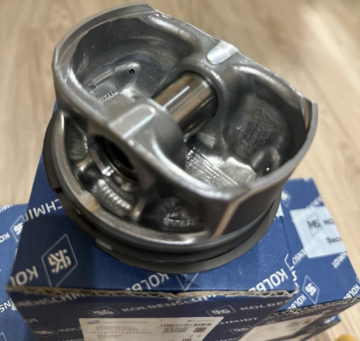 KOLBENSCHMIDT 40104600 Поршень в комплекте на 1 цилиндр, STD в наличии Ужгород