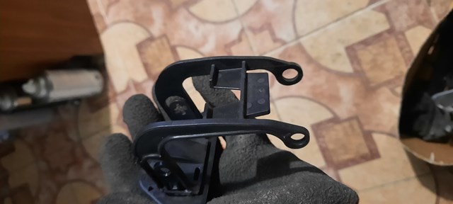 51118048019 BMW Кронштейн форсунки омывателя фар купить в Хмельницкий