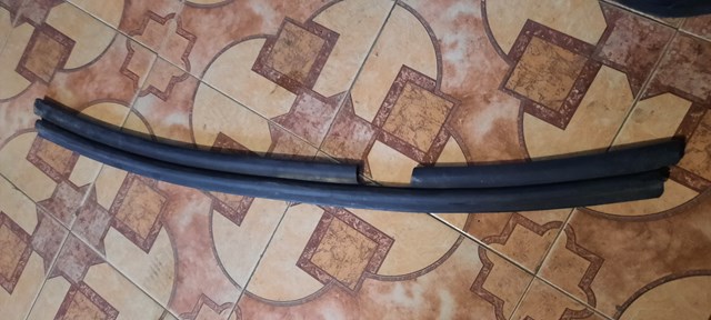 51767210737 BMW Уплотнитель капота купить в Одесса