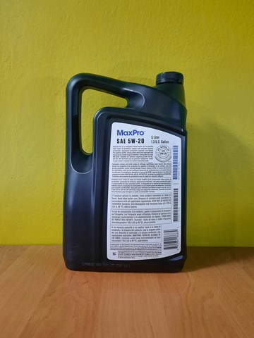 CHRYSLER 68518203AA Масло моторное в наличии Киев