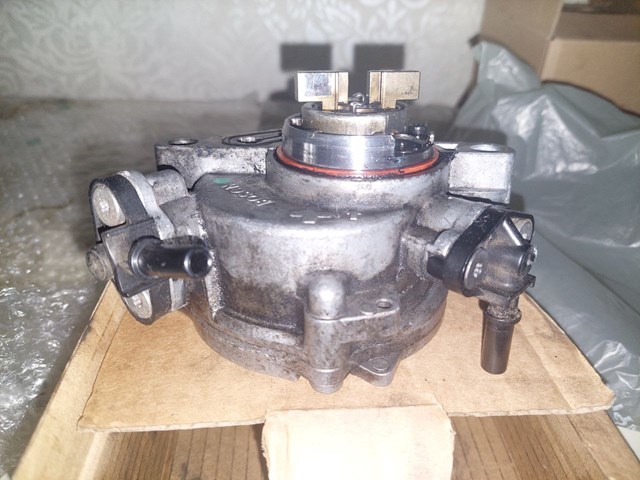 9804021880 BOSCH Вакуумный насос купить в Львов